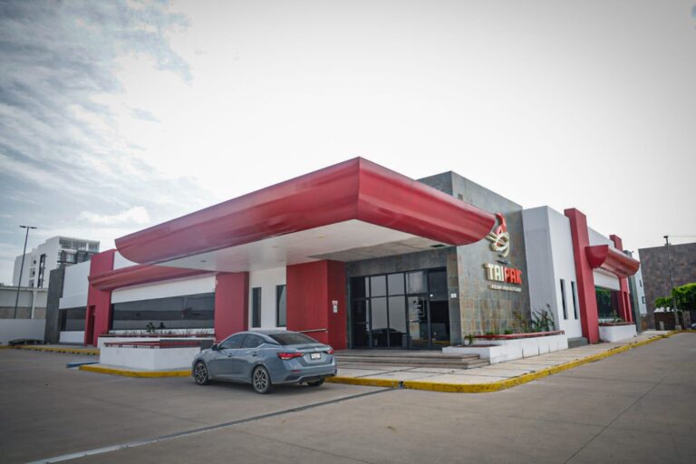 Permanece cerrado restaurante del sector Tres Ríos, Culiacán donde ocurrió ataque armado; así luce (FOTOS)